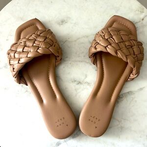 Gently used women sandals.